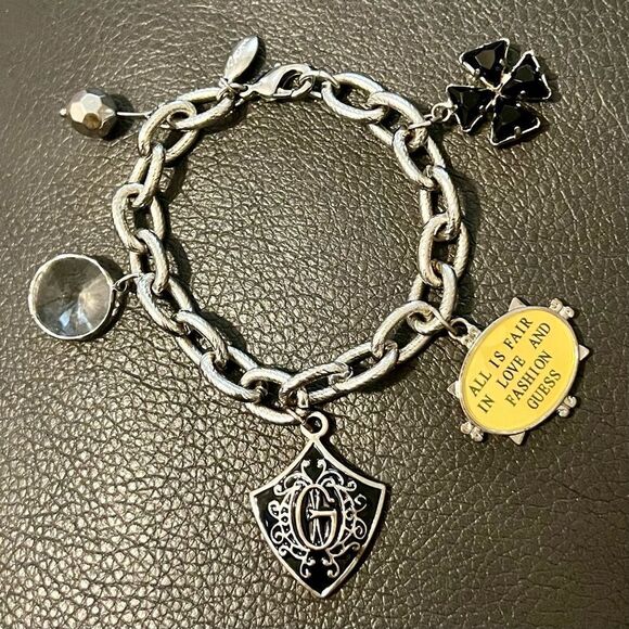 Vintage silver Guess charm bracelet - Picture 6 of 7